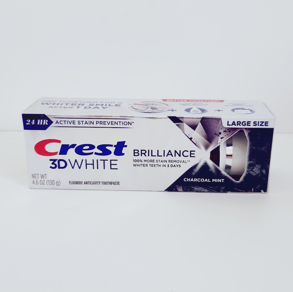 ⭐4/$15 Crest 3D White Brilliance Charcoal Mint Toothpaste